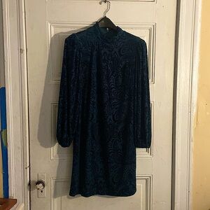 Vince Camuto velvet green dress